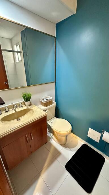 City Escape, Brand New Flat With Wooden Accent In Upper Class Neighborhood In Bogota Luaran gambar