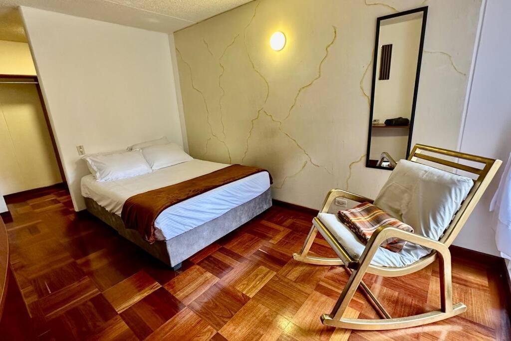 City Escape, Brand New Flat With Wooden Accent In Upper Class Neighborhood In Bogota Luaran gambar