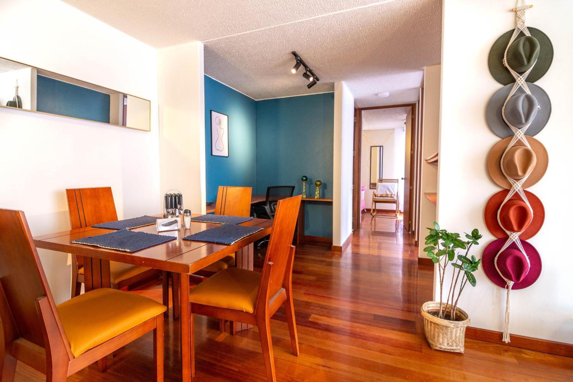 City Escape, Brand New Flat With Wooden Accent In Upper Class Neighborhood In Bogota Luaran gambar
